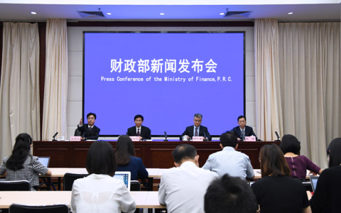 “财政部答人大建议：完善镇级政府采购管理，推动规范化与透明度”